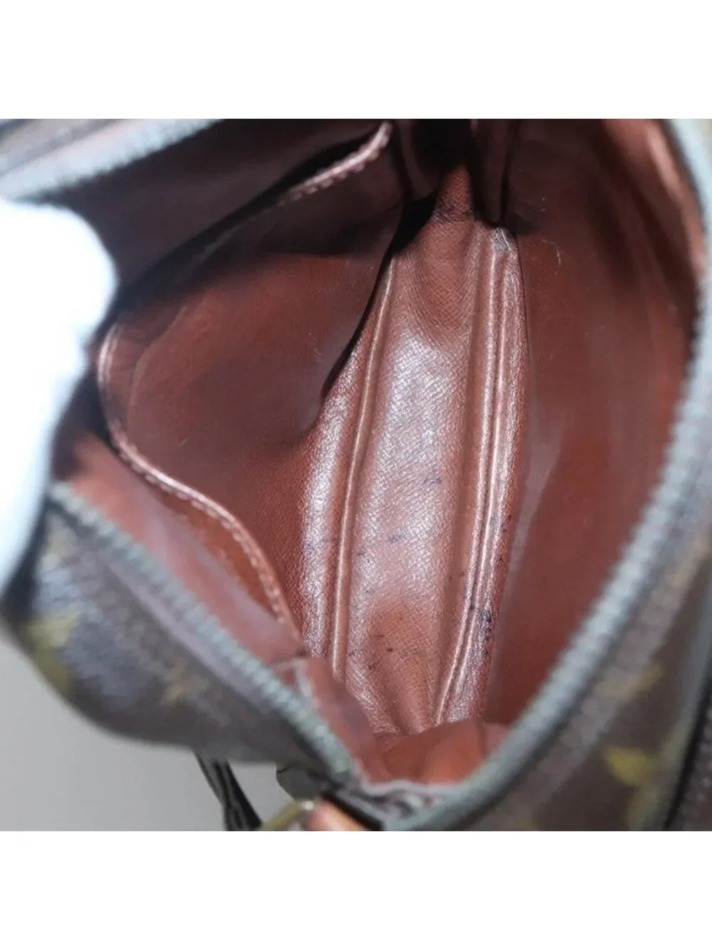 LOUIS VUITTON pre owned